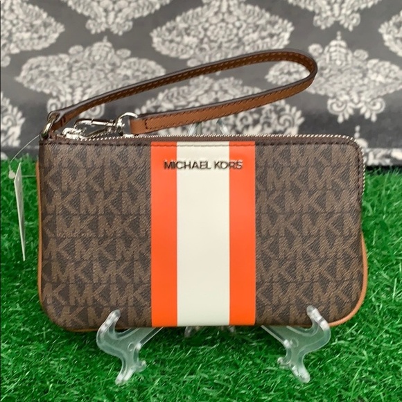 Michael Kors Jet Set Travel Large Top Zip Wristlet - Picture 15 of 16